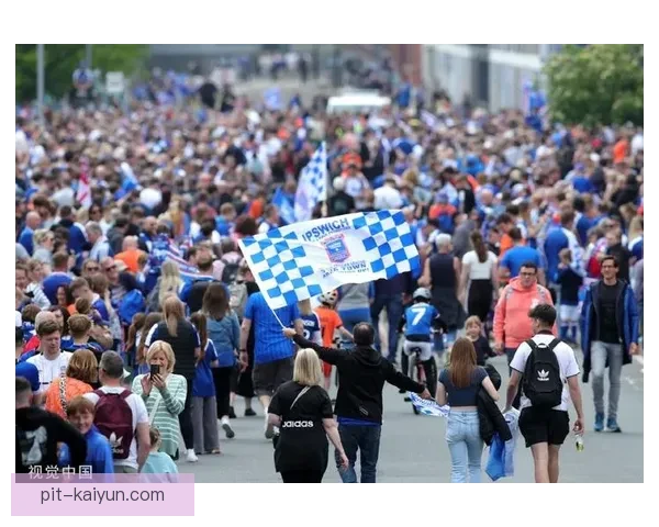 格里马尔多传中助攻助力球队逆转取胜，状态回暖值得关注