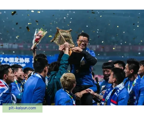 上海申花足协杯冠军表现稳健，展现出强大的竞争力